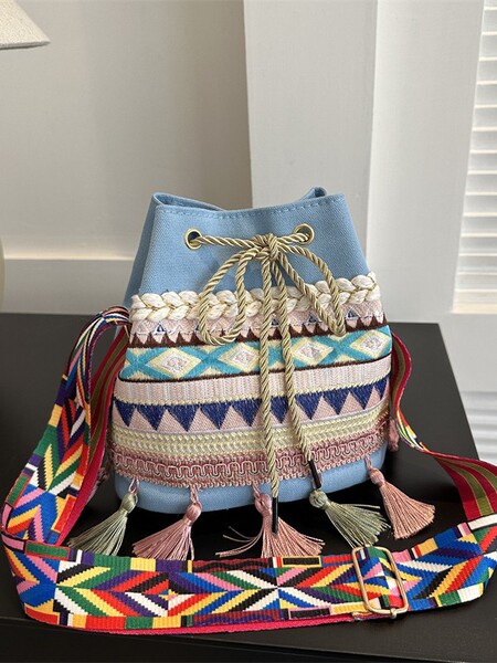 Ethnic one-shoulder bag for leisure