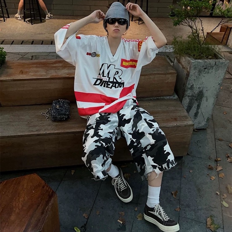 Viiexplore Coated Glitter Black and White Camouflage Cropped Pants Men's Destructing Rag-Edge Multi-Pocket Tooling Shorts