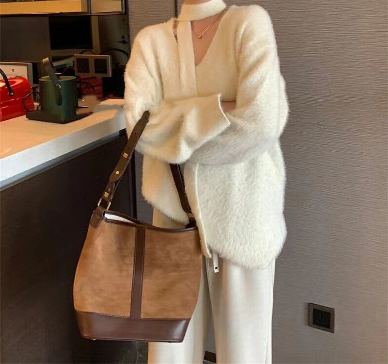 Sciarpa con scollo a V in stile coreano con pullover in pelliccia di visone, morbida maglia appiccicosa per l'autunno e l'inverno delle donne_voghion.com