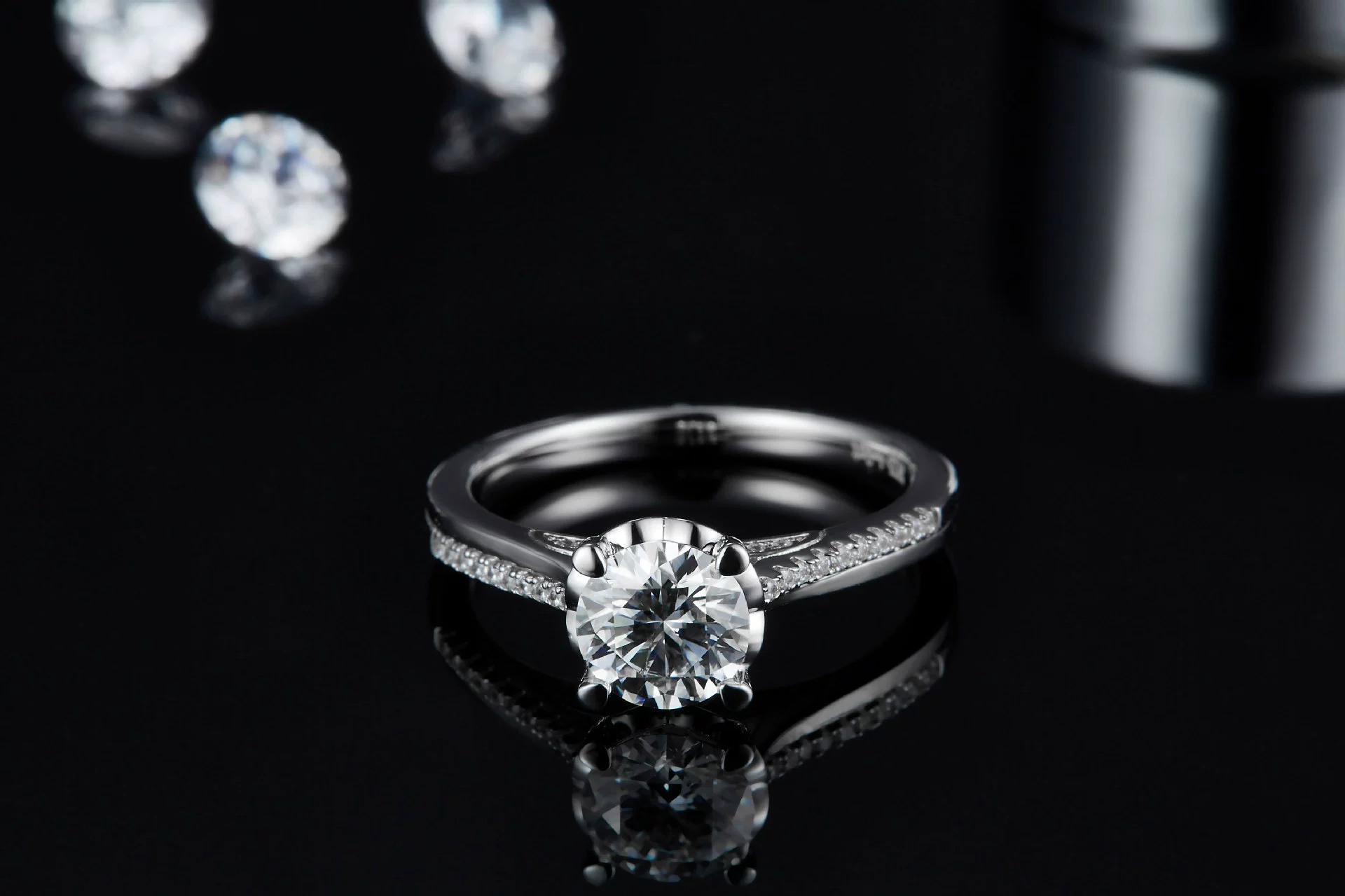 华莎珠宝 Ring with stone, classic accessory for St. Valentine's Day, 1 carat