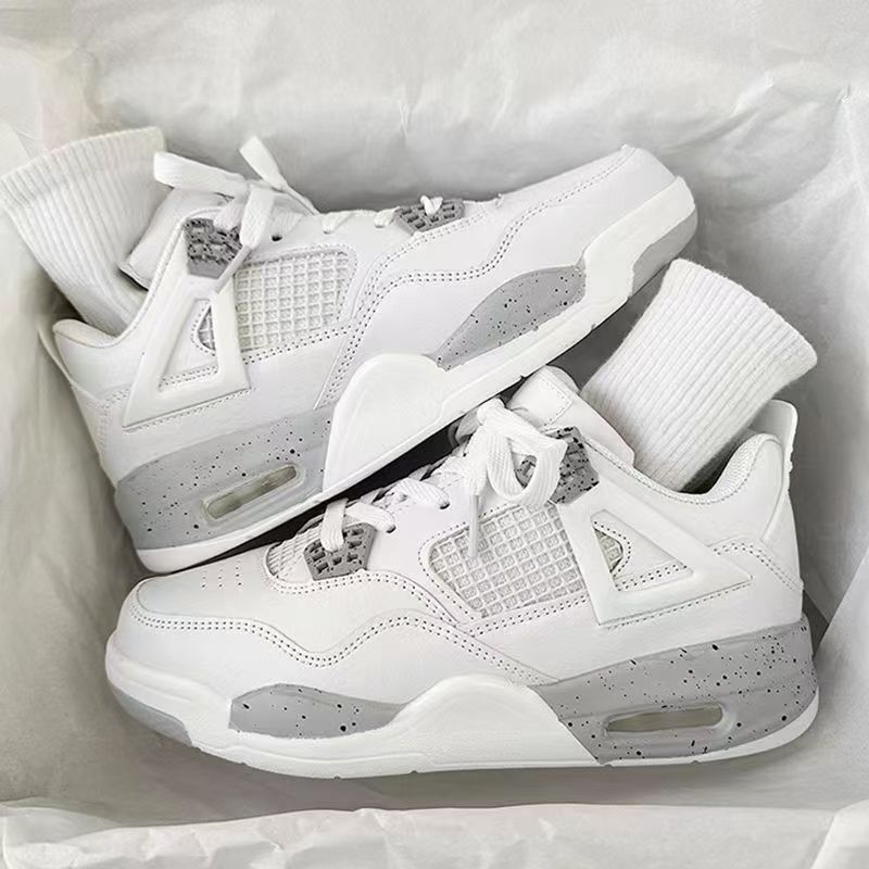 Chic Hong Kong Cojín de aire Zapatillas de baloncesto Hombres y mujeres Modelos de pareja Zapatos casuales de estudiante ligeros Madre eléctrica Huang Qiao 4 zapatos