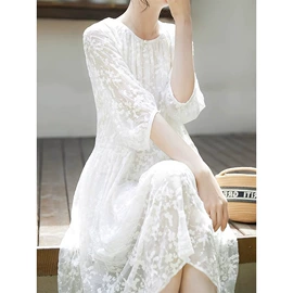 连衣裙;羽绒服;其他短外套