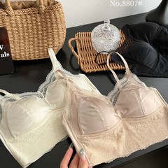 フランス式のサテンはレースの美背下着をつなぎ合わせます。