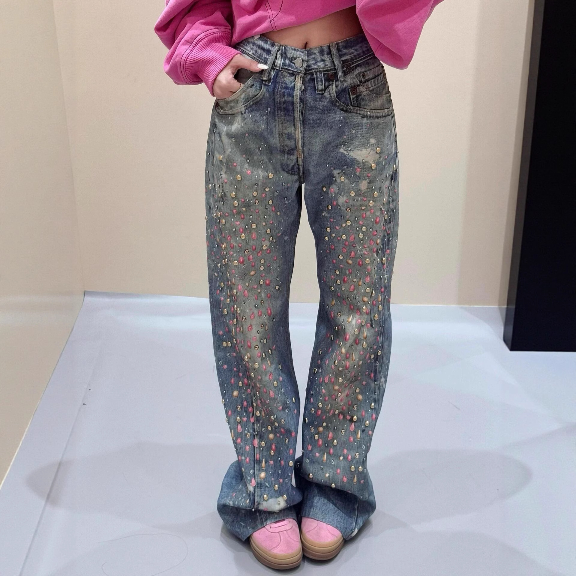 Abbigliamento donna Stile donna Jeans in denim resistenti con borchie e stampa 3D a blocchi di colore Pantaloni larghi a gamba larga Hot Girl Moda autunnale_voghion.com