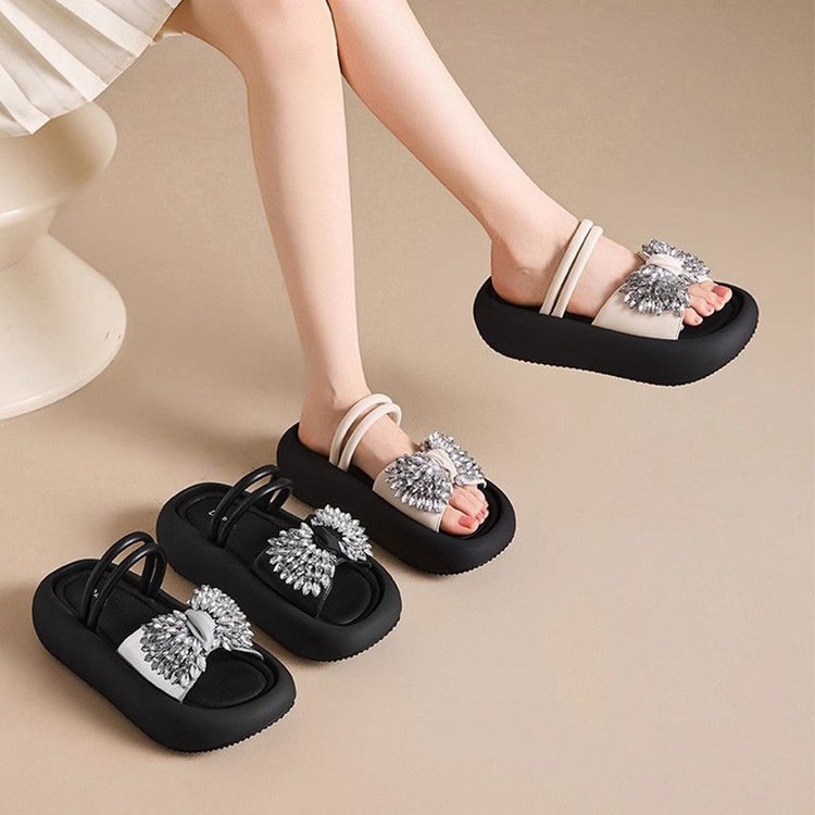 2026 verano de diamante dos zapatillas transpirables para mujeres versátiles nuevas zapatillas de muffin de moda con base de altura expuesta