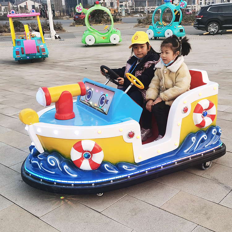 Vehículo todoterreno al aire libre para niños karting eléctrico mayorista para dos personas puede sentarse en línea cuadrada popularidad de los fabricantes de automóviles de choque