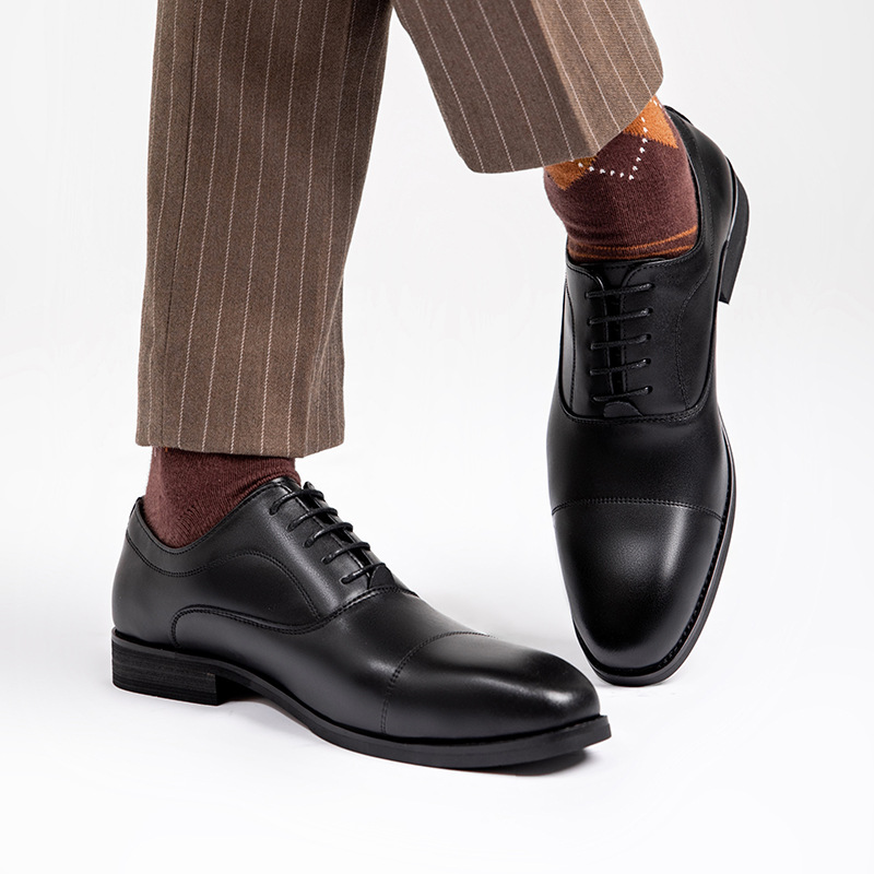 부스터 패드가있는 검은 색