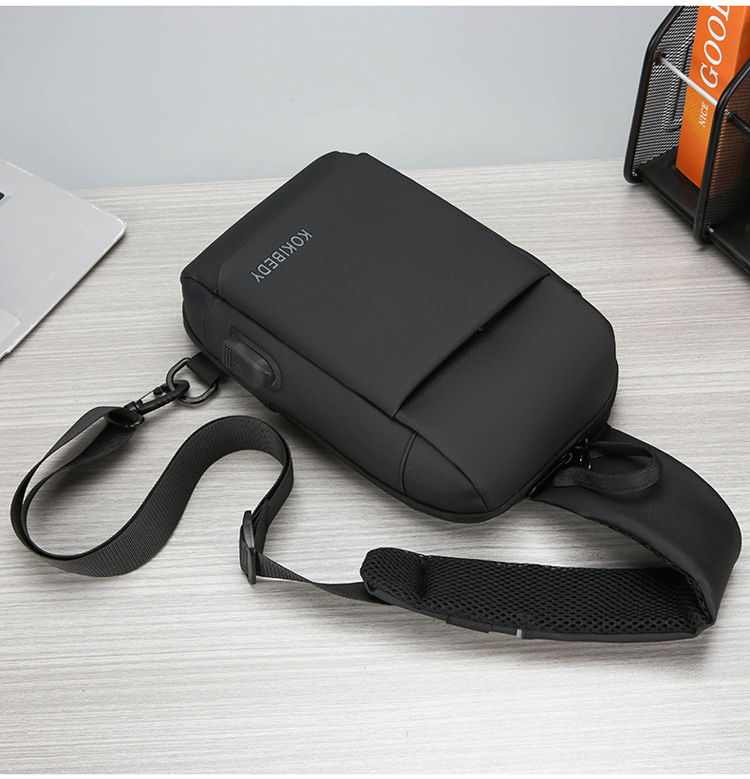 USB charging port bag, fashionable single-shoulder crossbody bag, cross-border wholesale men's chest bag, multi-functional sports chest backpack undefined