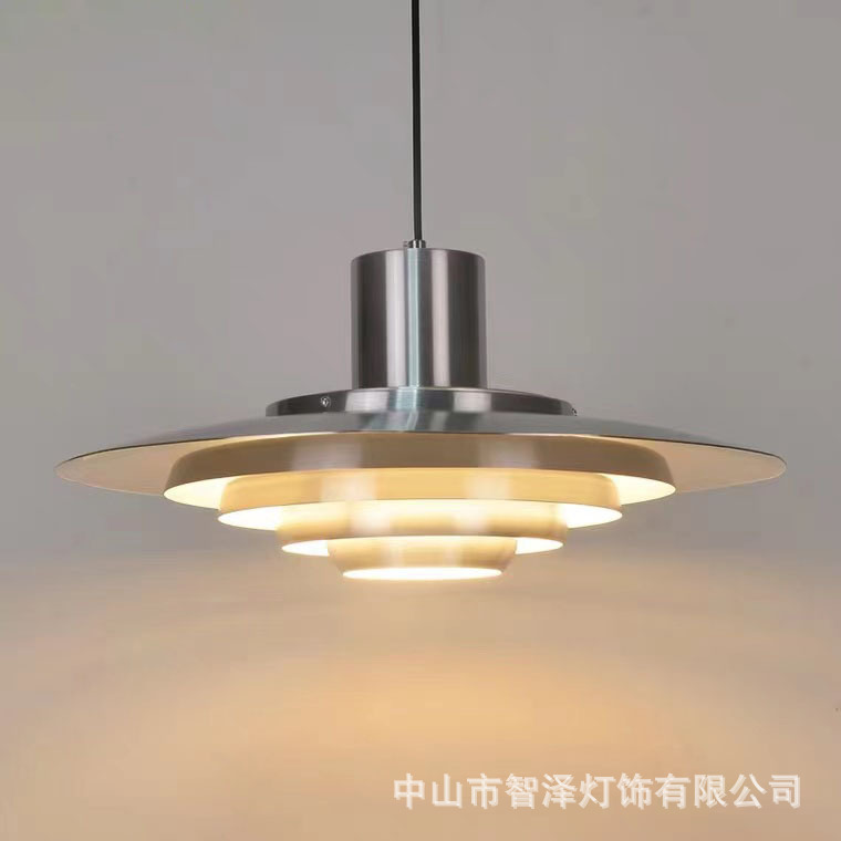 Zhongshan Lighting Fixtures, Simple Vintage 2025 Internet Celebrity Style, Same Model as Used in Restaurants, Bar Counters, and Islands, Creative Candle Ufo