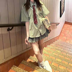 新しい 2025 春カレッジスタイル新鮮で甘い女性のノースリーブファッションカジュアルスーツクロスボーダードロップシッピング