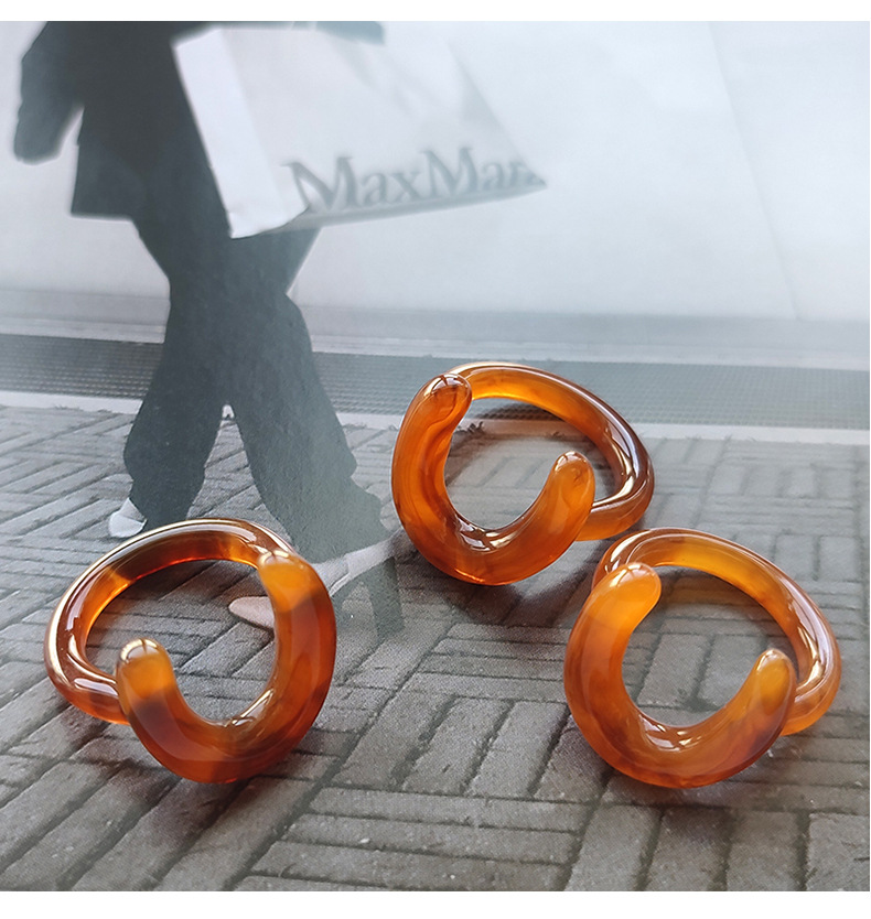 C Shape, Strawberry Pattern Casual C Shape Strawberry Plastic Resin Splicing Women's Rings