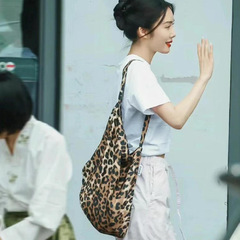 おしゃれな雰囲気のヒョウ柄のショルダーバッグemiss韓国欧米の女性バッグ大容量ショルダーバッグアマゾンの起爆バッグ