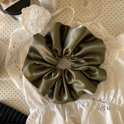 Scrunchies for Hair Styling, Saç üçün rezinlər - high-end-satin-circle-dark-green
