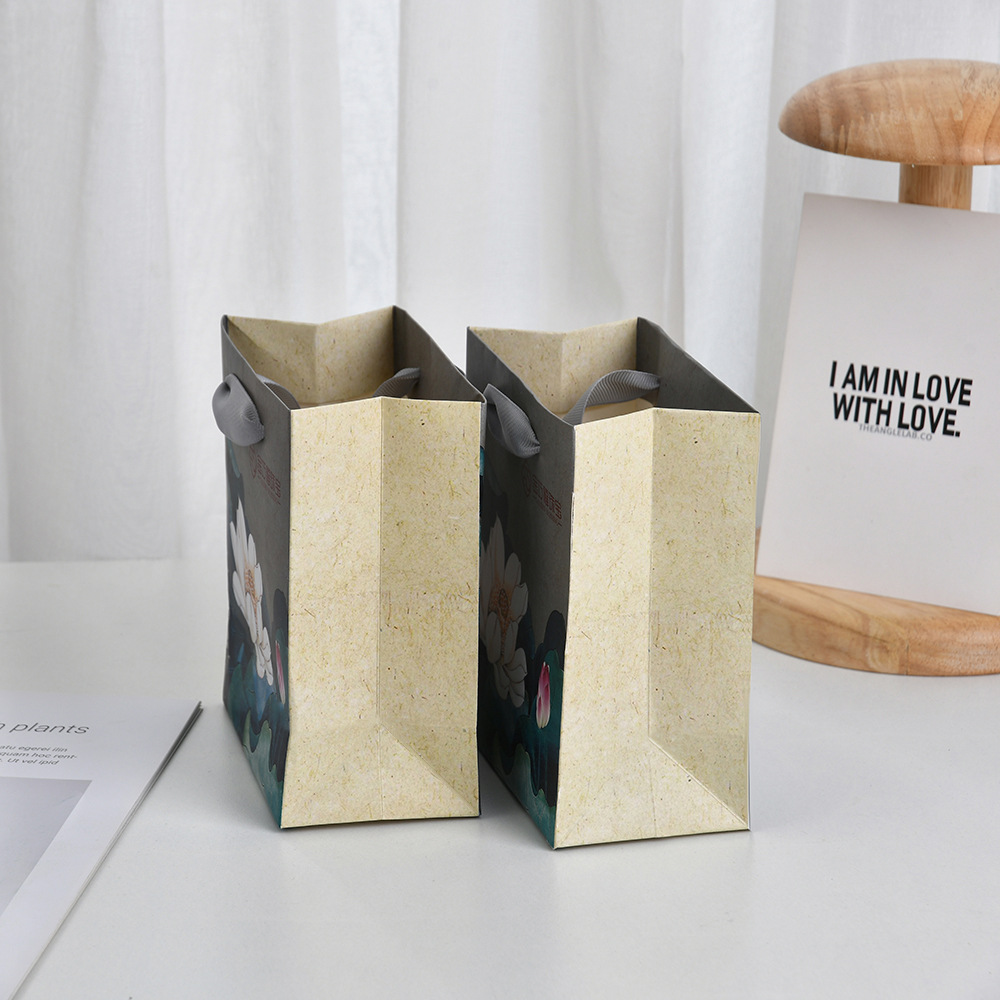25g Weight Jewelry Packaging Bags Jewelry Making Type Jewelry Packaging Bags Classification 1 Piece Quantity Daily Occasion Flower Pattern Chinoiserie Style Chinoiserie Flower Jewelry Packaging Bags 6
