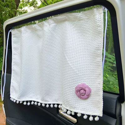 Car curtains: protection and heat insulation triangle - suction-cup-large-leather-camellia-rear-window