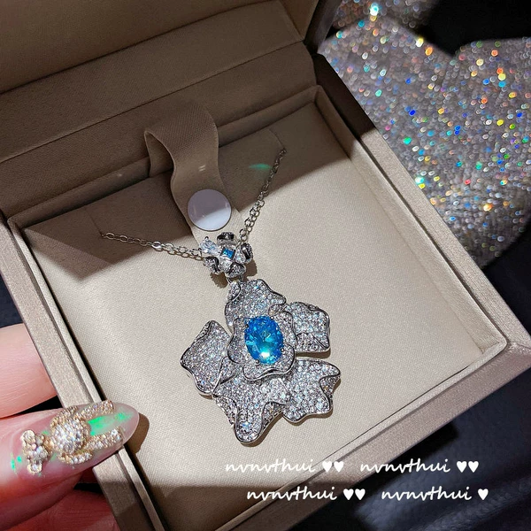 Zirconium, necklace, flowered