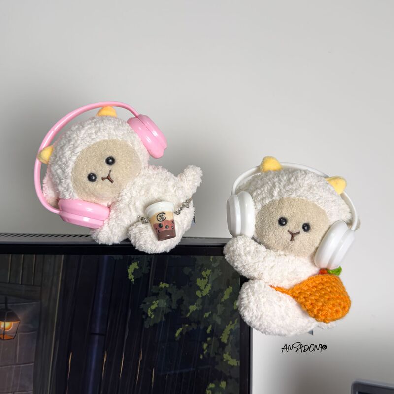 Car Dashboard Screen Plush Toy Cute Clip Decoration for Women's Car Use