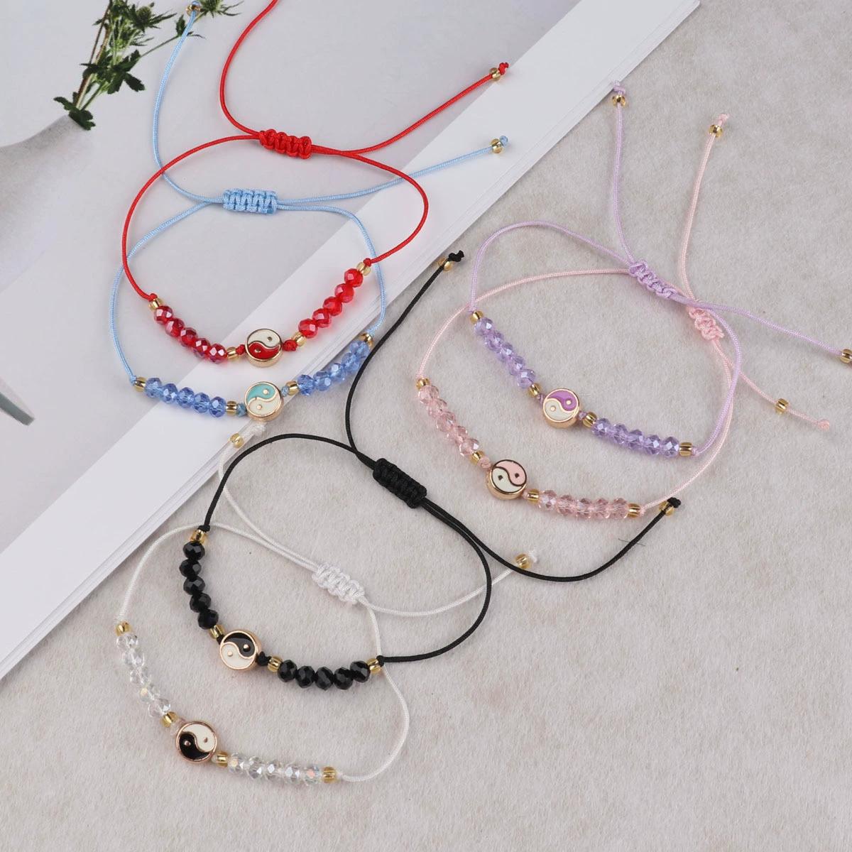 Европа и США трансграничные горячие продажи цветные круглые сплетни хрустальные бусы браслеты модные хрустальные бусы ручной вязаные браслеты