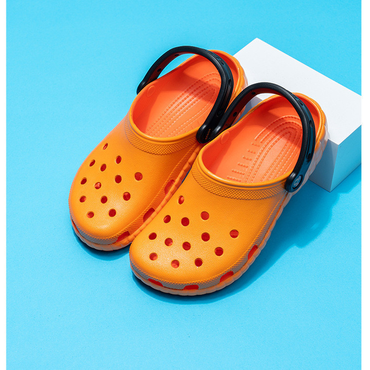 Cross Yellow Mickey Star Clogs for Men and Women, Couple Shoes, Student Non-Slip Wear-Resistant Sandals Factory
