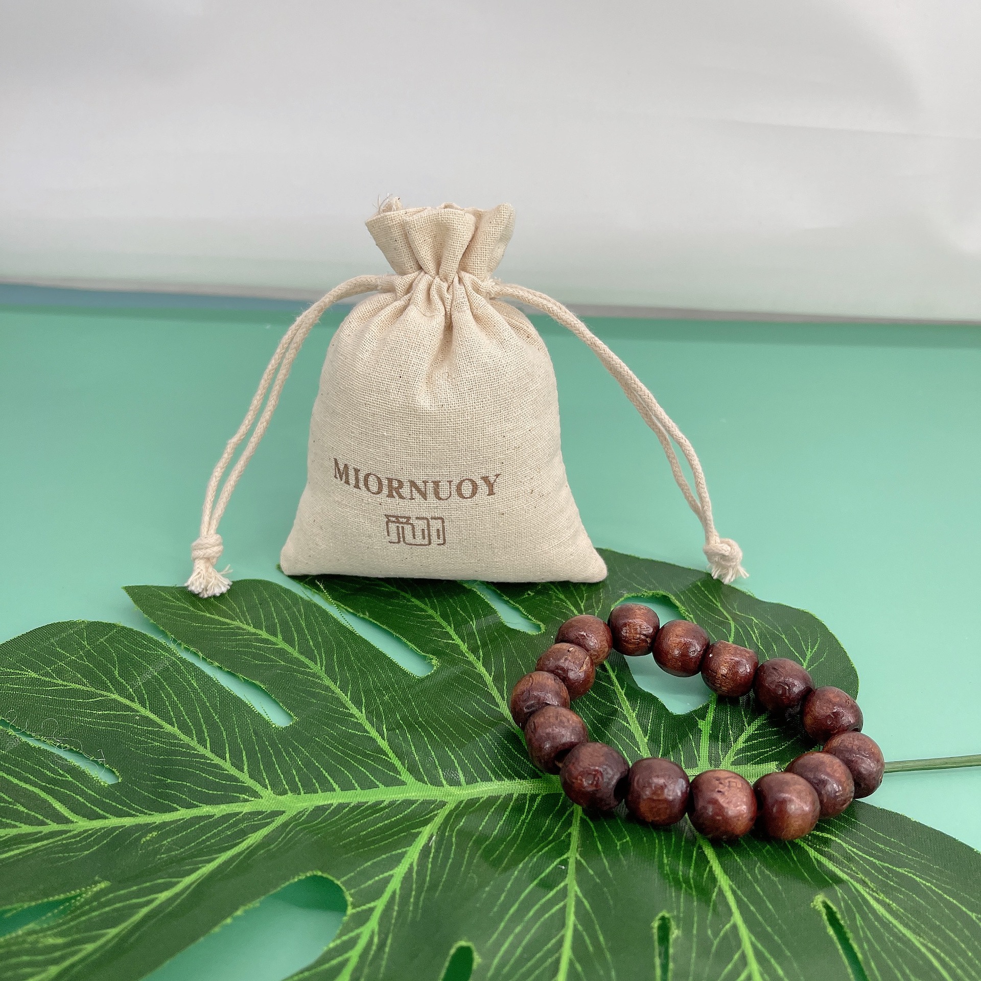 8cm*11.5cm; 레트로 화이트; 캔버스