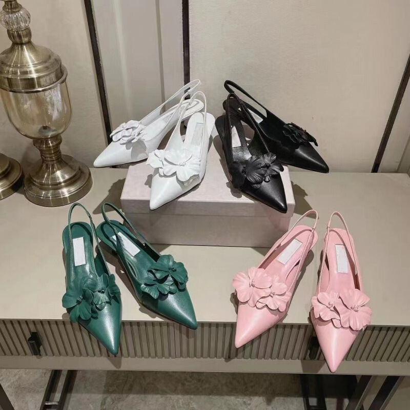 Guangzhou High-Quality 2024 Spring and Summer New Jm Pointed Toe Genuine Leather Bottom Candy Color Flower Stiletto Heel Toe Women's Sandals