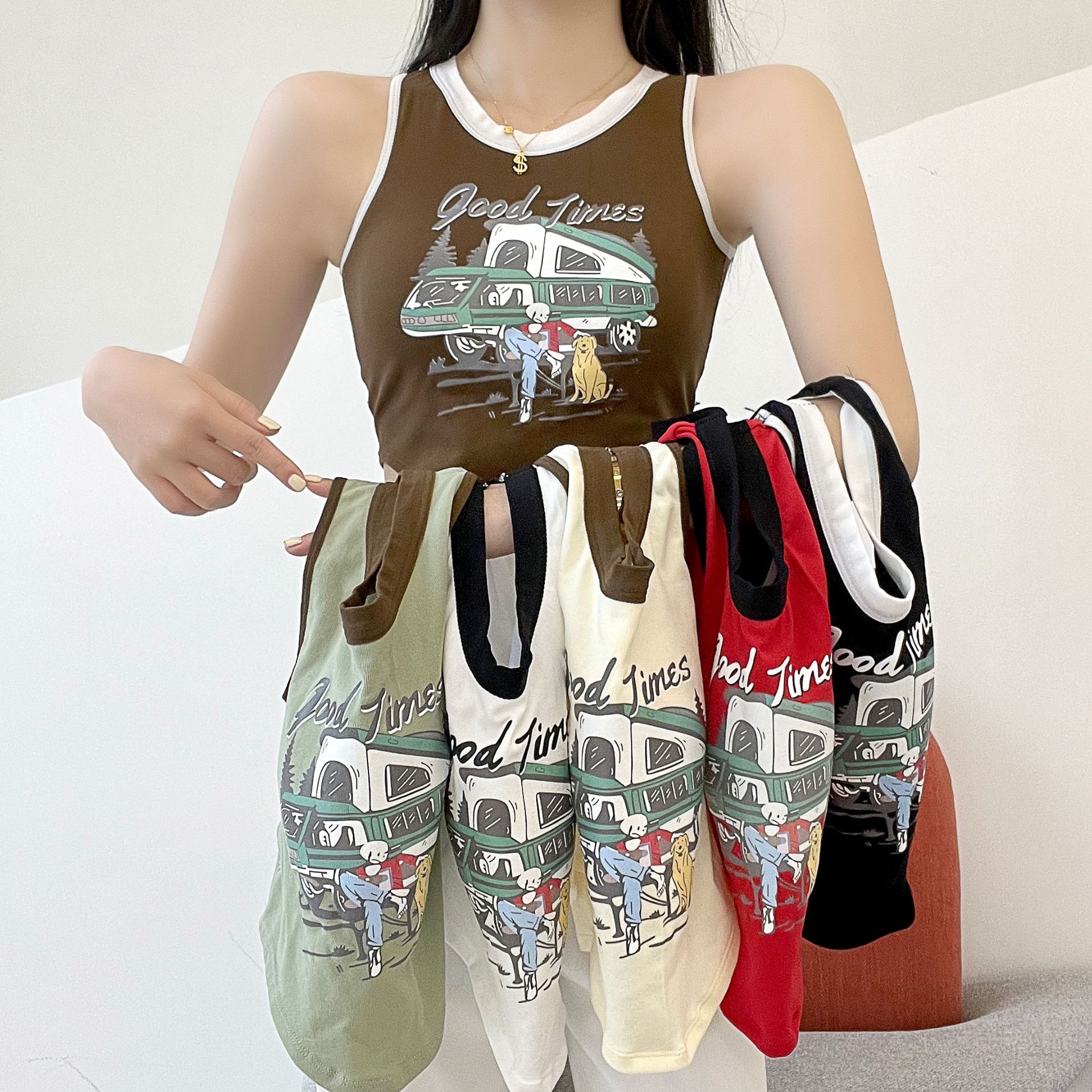 Primavera y verano carta de impresión camisola desgaste exterior de las mujeres belleza ropa interior desgaste interior sexy chica caliente recortada top