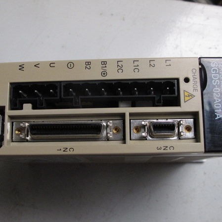 台州信达 二手安川驱动器 SGDS-02A01A 保修三个月  询价