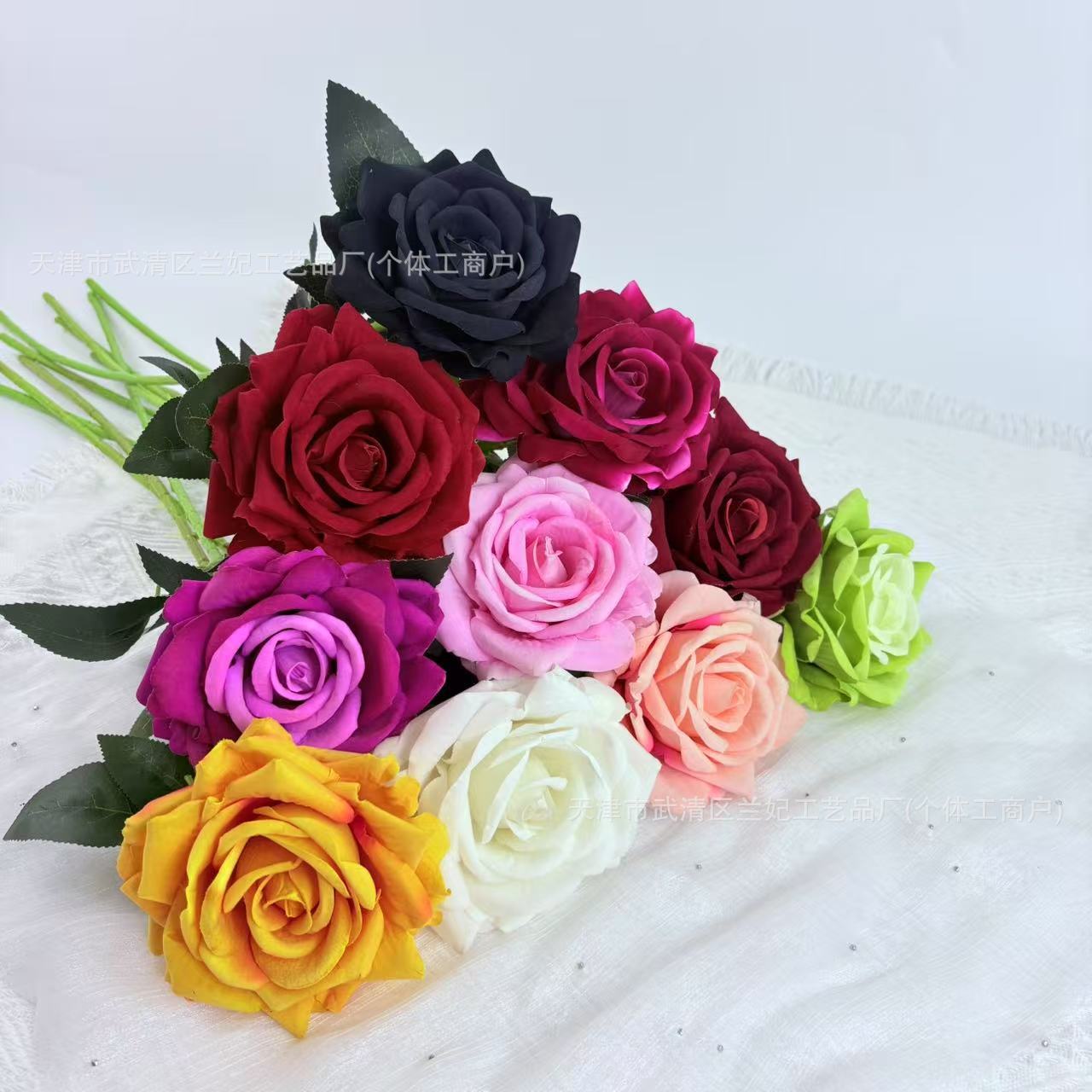 Una sola rosa rica imitación flor de tela de terciopelo flores de boda flores de pared de flores mar de flores props de fotografía decoración del hogar