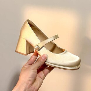 2025��ʽС�����|ƤЬ���^�ָ���ЬŮ�����¿����۸߸�Ь����ͨ��