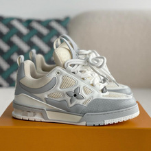 ���Q�W��վ�H����Ůʿ���Ь���ߺ�װ�Ь�r�аٴ��\��Ь