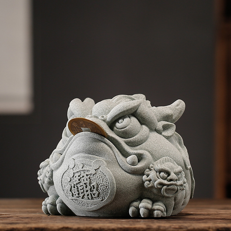 新しい中国式の招財金のヒキガエルのお茶は逸品を遊んで逸品を飾ってアイデアの富んでいる流油の家庭の客間のデスクトップの装飾品を遊びます。|undefined