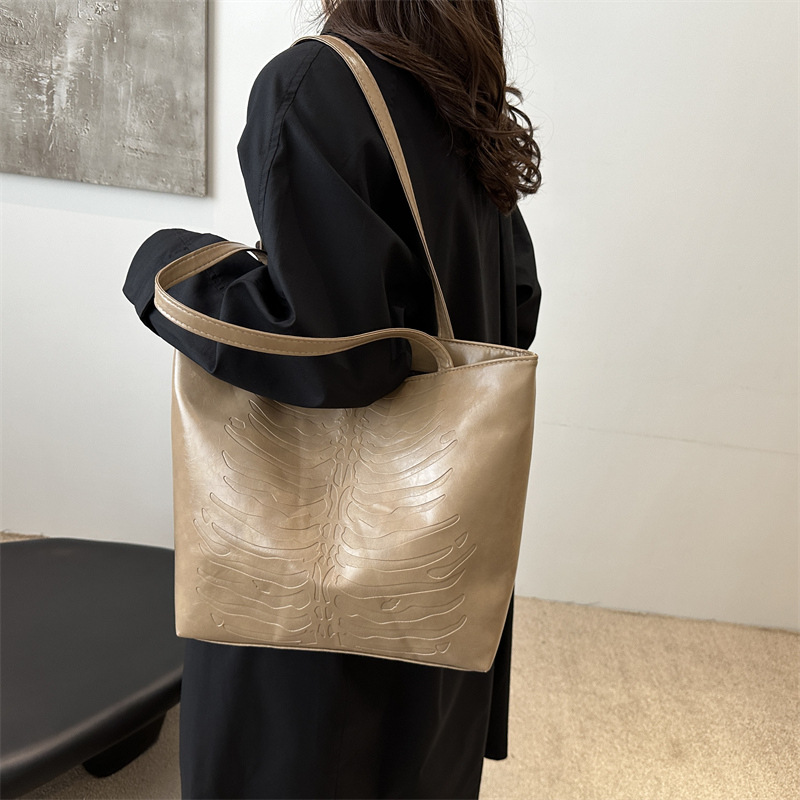 Bolso de gran capacidad retro bolso de mujer 2024 nuevo estilo coreano bolso de moda cocodrilo bolso de viaje de hombro