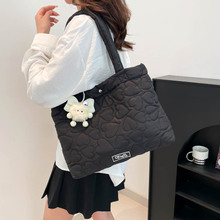爱心大容量托特包2025新款羽绒棉服包包女轻便休闲通勤小众单肩包