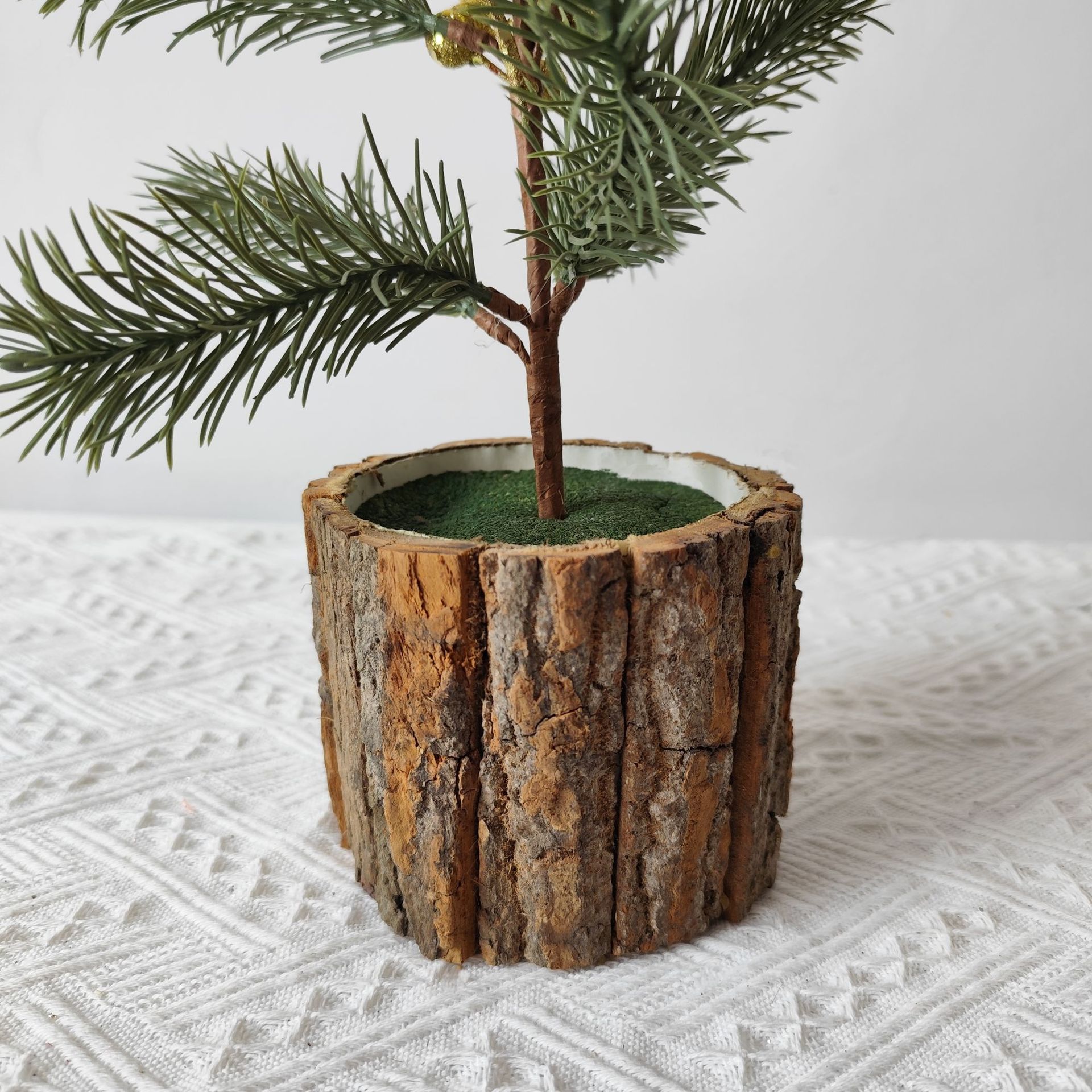 Nuevos productos transfronterizos decoración de árbol de Navidad decoración de escritorio de simulación de plantas verdes decoración de estudio props de disparo decoración de Navidad