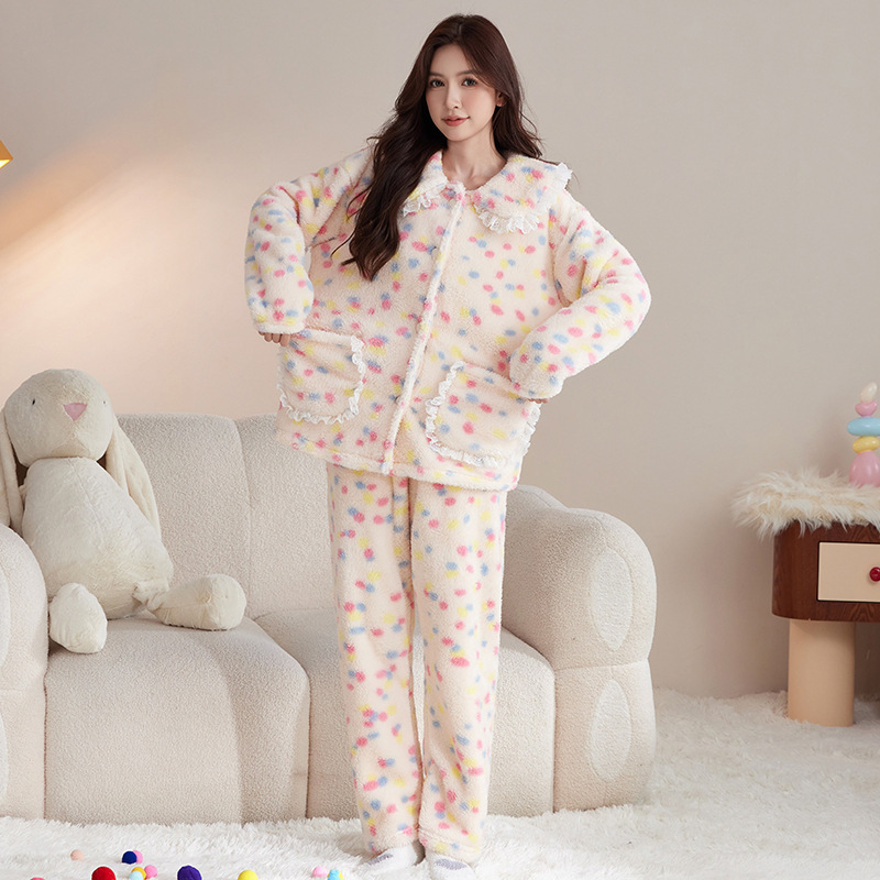 卡通小猫睡衣女款秋冬季珊瑚绒加绒加厚可爱甜美法兰绒家居服套装|undefined