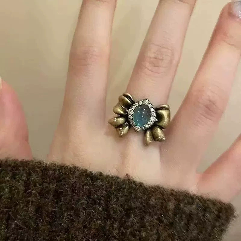 Retro small design sophisticated ring with stone with bow with zircon, universal accessory