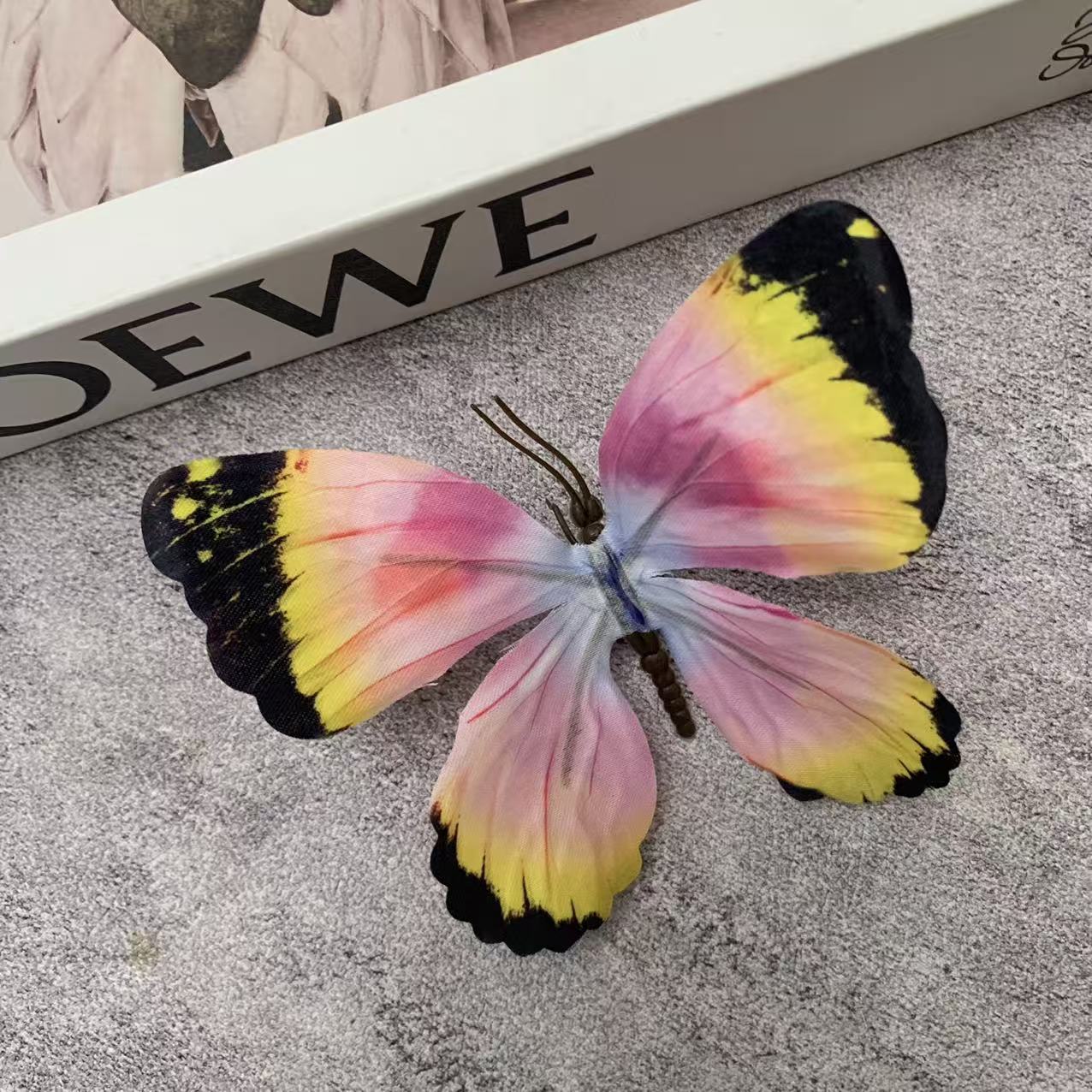 핑크 옐로우 블랙