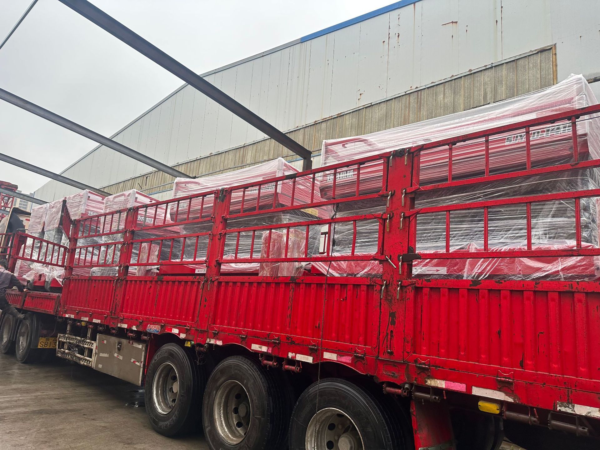 Crawler lift, electric hydraulic lifting platform, high-altitude work climbing vehicle, fully self-propelled crawler lift