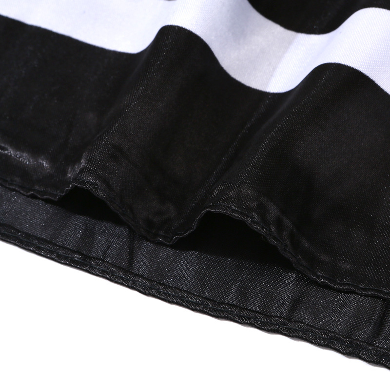 Foulard in seta minimalista bianco e nero accessorio lusso donna_voghion.com