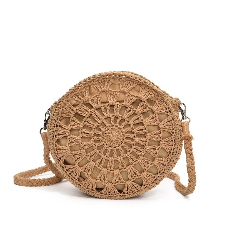 Straw beach one-shoulder bag