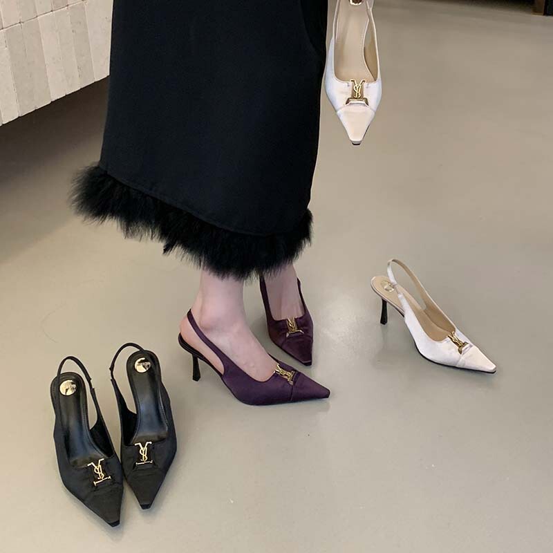 English Letter Buckle Pointed Toe Royal Sister Stiletto Heel One-Strap Flats 2026 Early Spring New Commuter Matching Skirt