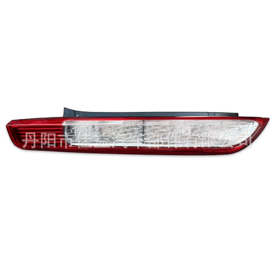 Focus Classic Fox Hatchback Rear: Tail light