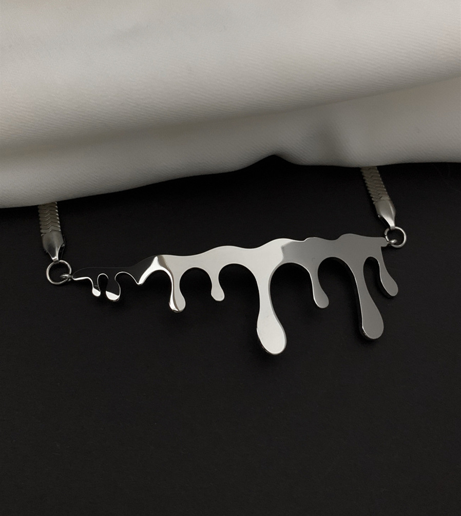 Fashion Simple Style Water Droplets Titanium Steel Metal Necklace display picture 4