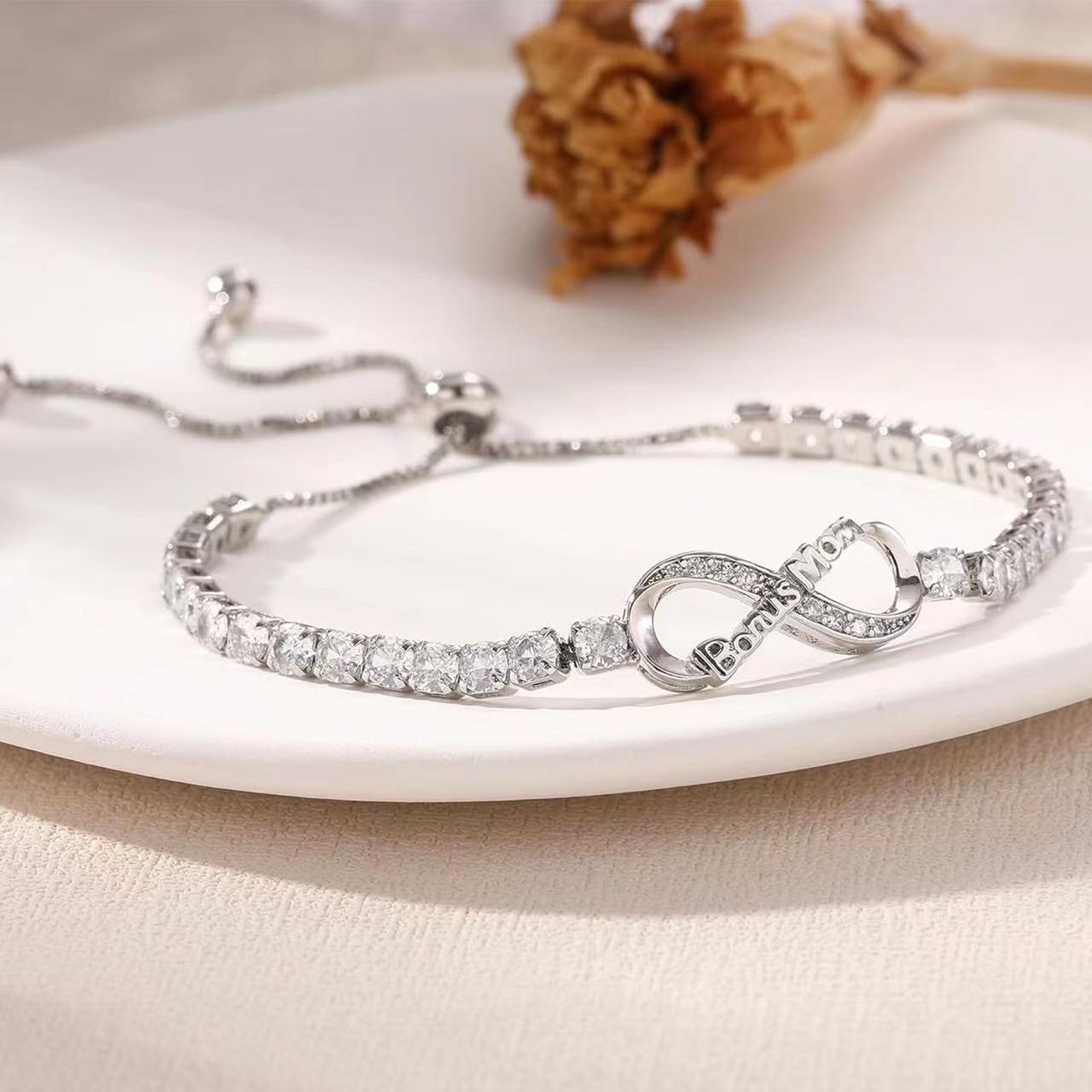 Set di bracciali da donna a più strati in ottone con placcatura in oro autentico e pietre di zirconi, impilabili e versatili._voghion.com
