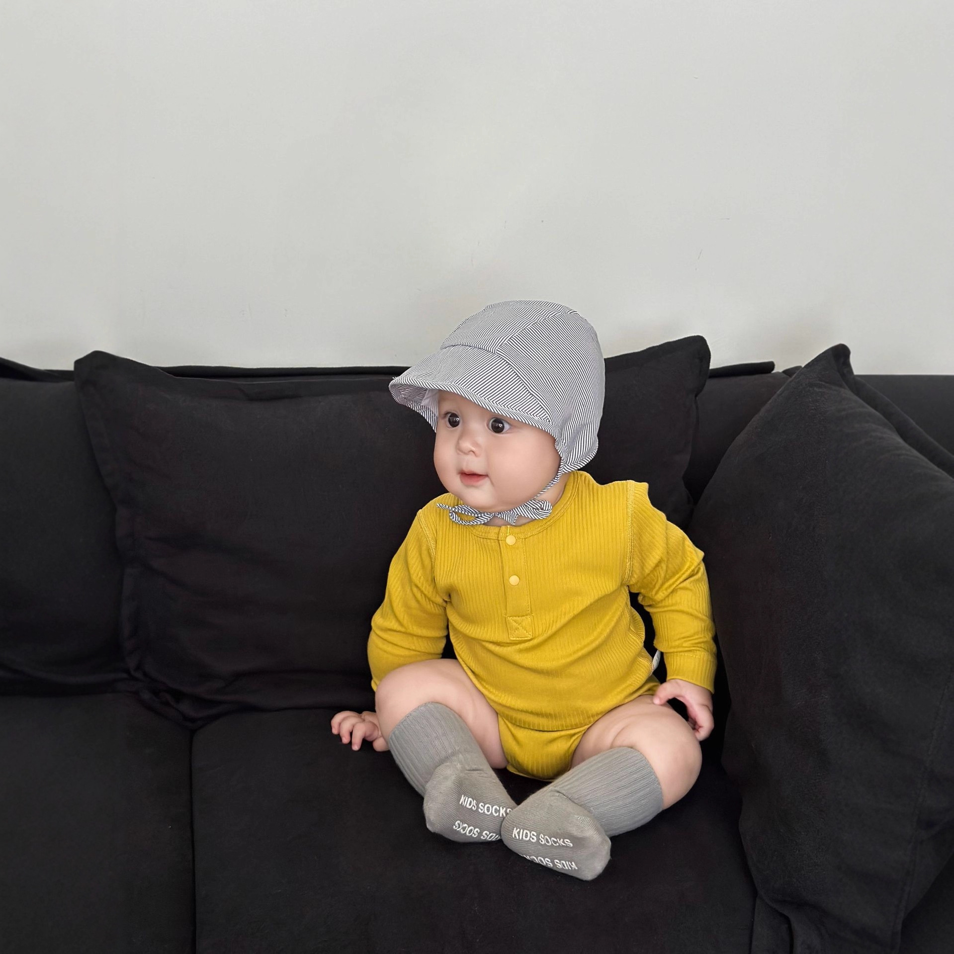 Ins Baby Spring & Fall Triangle Long-Sleeved Coveralls Super Cute Male and Female Baby Pure Color Harem A-Type Cotton Pit Strip Jumpsuit