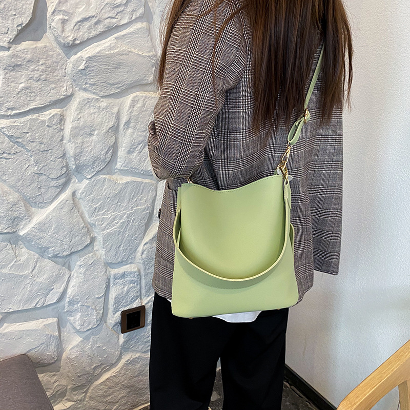 Shoulder bag