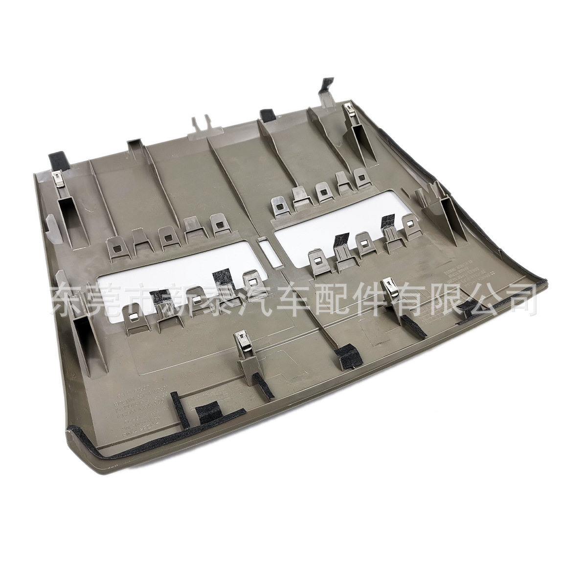 Adecuado para modelos Nissan Tiida Tiida04-11, salida de aire acondicionado del tablero frontal, volante a la izquierda.