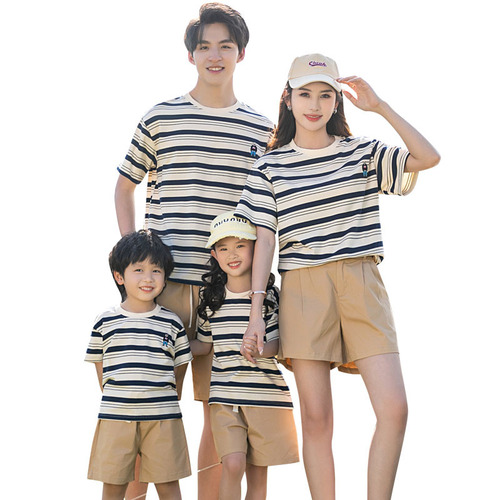 Fashion Brand Striped Parent-Child Short Sleeve T-Shirt for Three or Four People Family Fashion Heavy Embroidery Round Neck Large Size T-Shirt Family Wear 