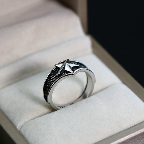 European and American-style personalized open faux-silver ring for women, multi-layered with a smiley face design, Instagram-inspired, Korean retro punk style, minimalist, for the index finger.