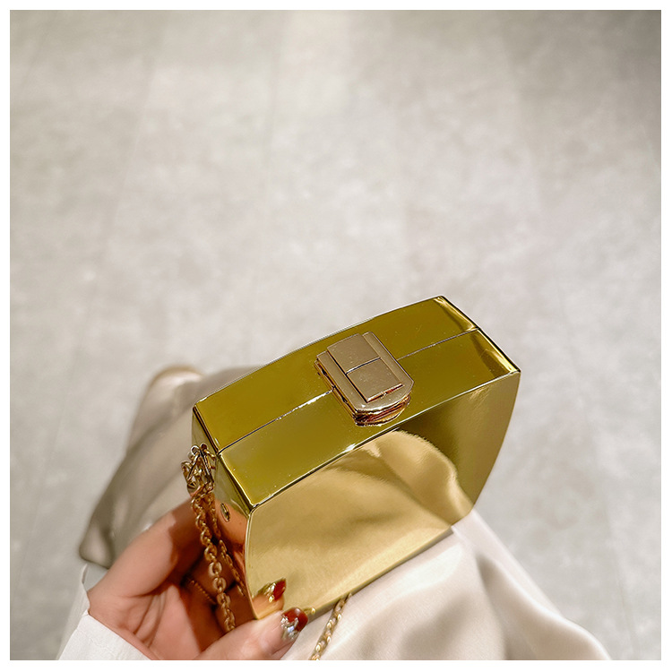 2025 New acrylic bag, square box bag, single-shoulder crossbody chain, women's makeup bag, fashionable cross-border clutch undefined